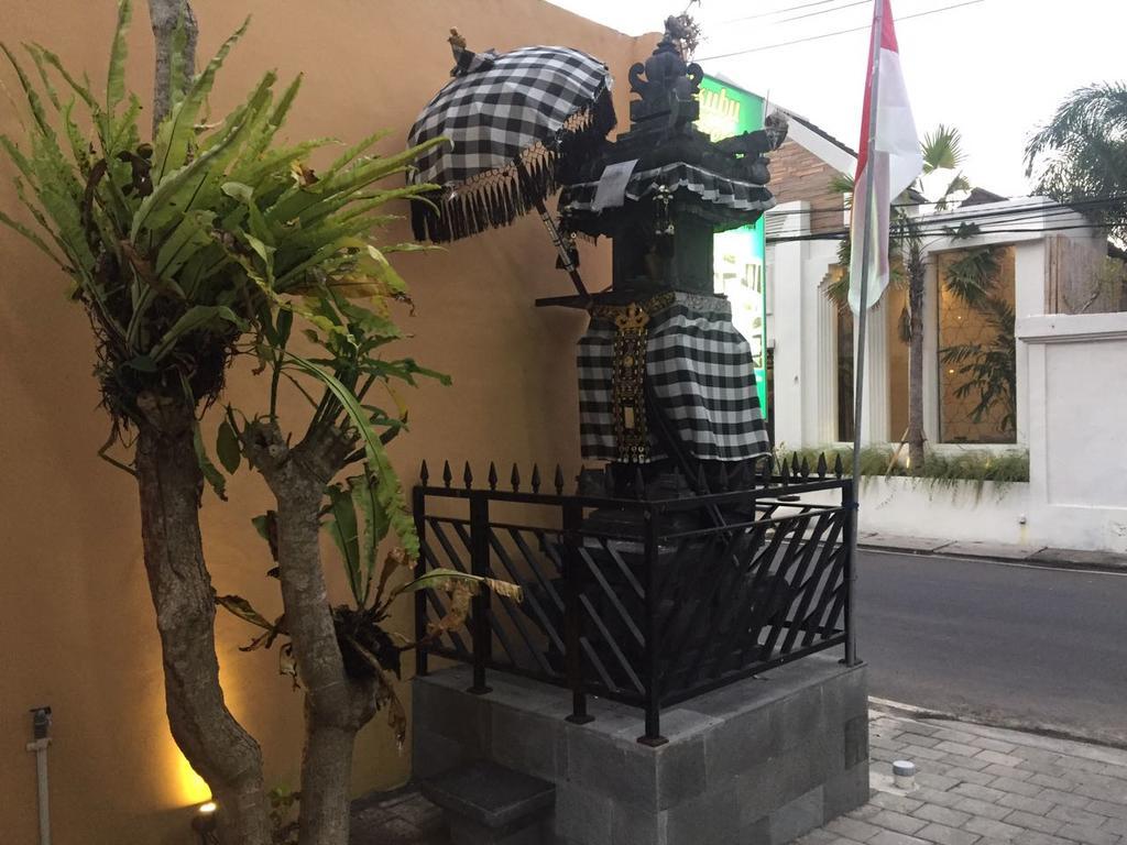迪库布比隆塞米亚克旅馆酒店 外观 照片